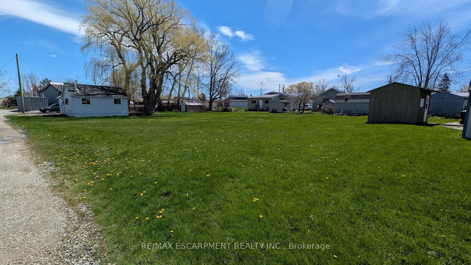 Property Photo: 9/11 Marilyn Drive ON N0A 1L0