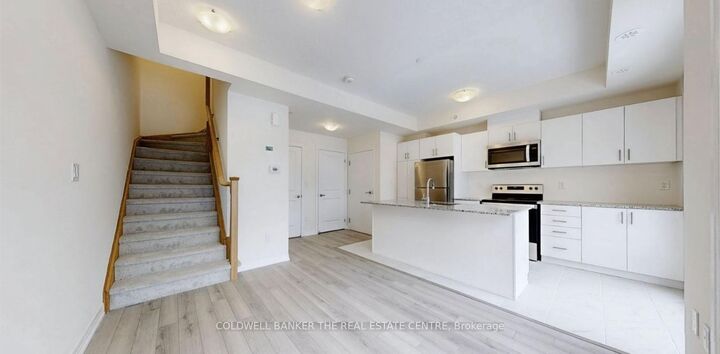 Property Photo: 165 Tapscott Road 32 ON M1B 0E8