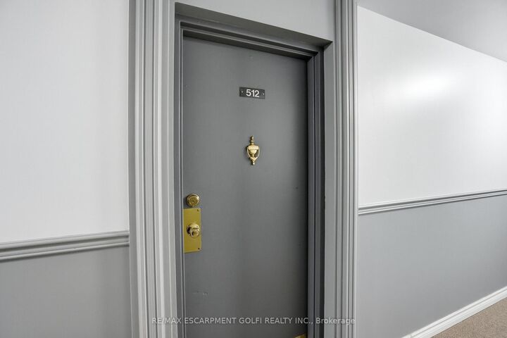 Property Photo: 793 Colborne Street E 512 ON N3S 7J3