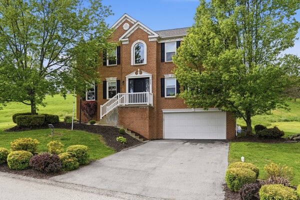 Property Photo: 302 Davinci Ct PA 15012