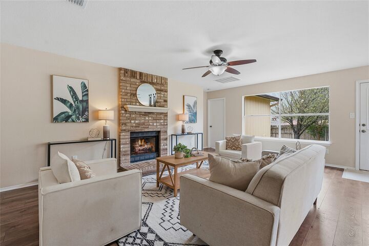 Property Photo:  1909 Aster Pass  TX 78613 