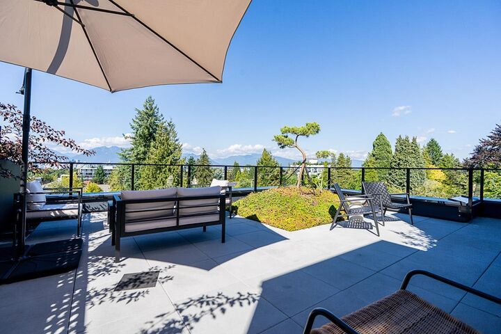 Property Photo: 539 W 28th Avenue 202 BC V5Z 2H2