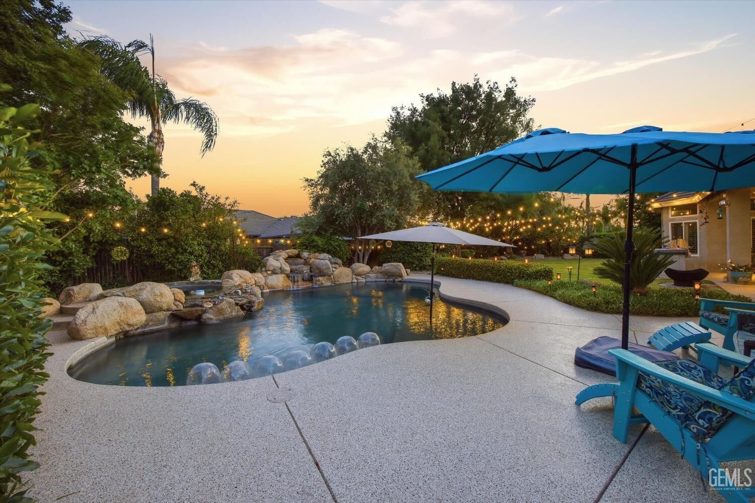Property Photo: 14005 Austin Creek Avenue CA 93314