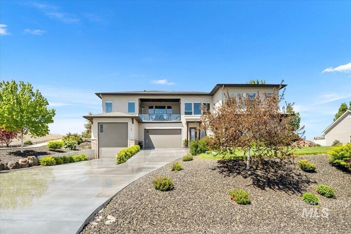 Property Photo:  7760 N Grand Ridge Lane  ID 83616-0000 