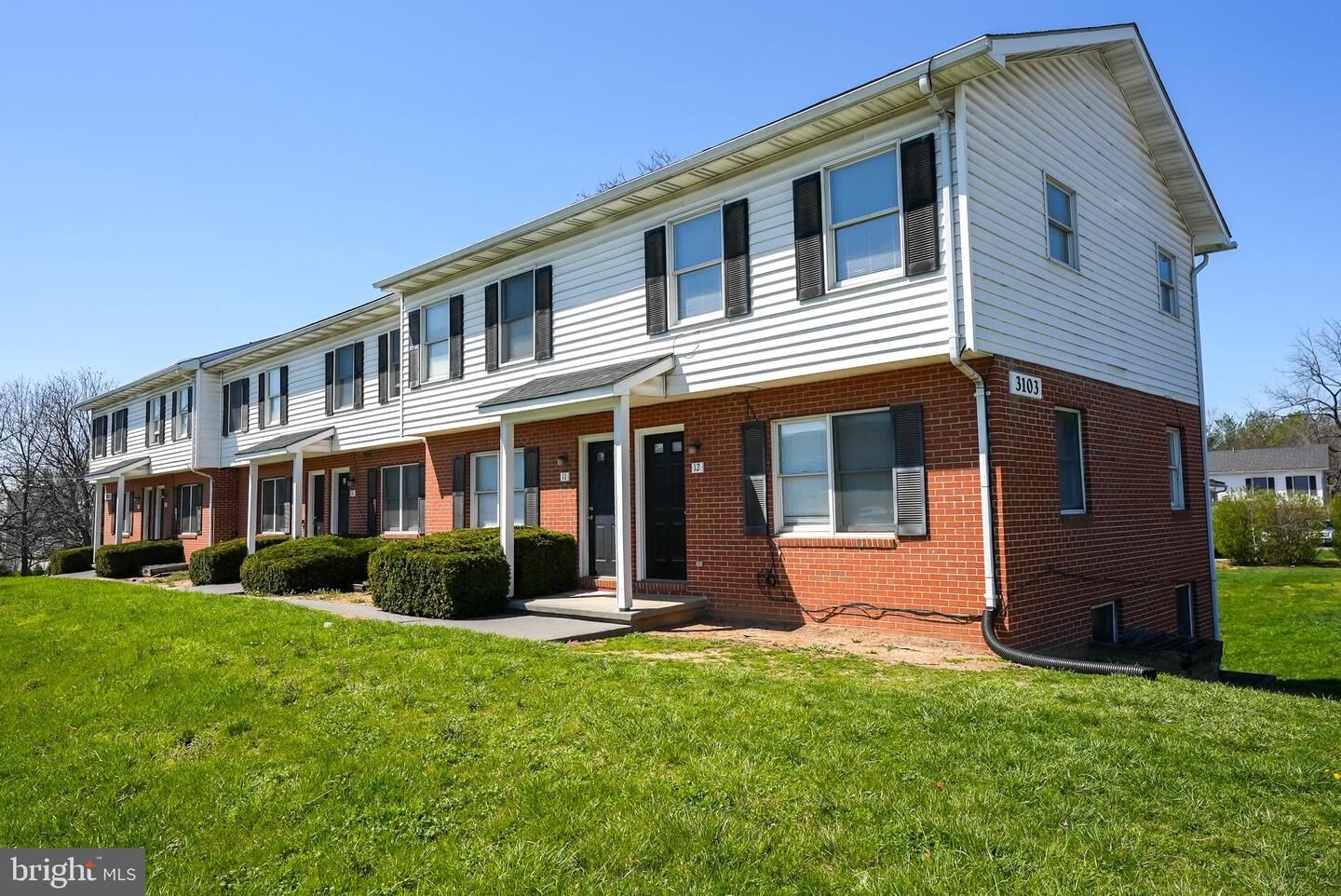 Property Photo:  3103 Shawnee Drive 11  VA 22601 