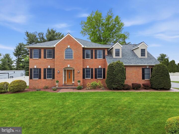 Property Photo:  1335 Murifield Drive  PA 17404 