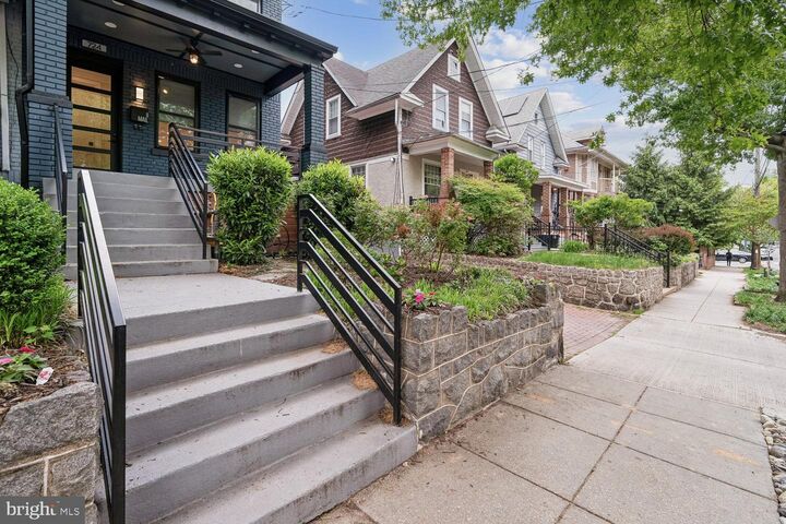 Property Photo:  724 Varnum Street NW 1  DC 20011 