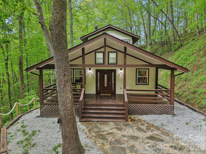 Property Photo:  291 Dills Road  NC 28713 