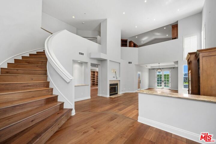 Property Photo:  16778 Calle Arbolada  CA 90272 