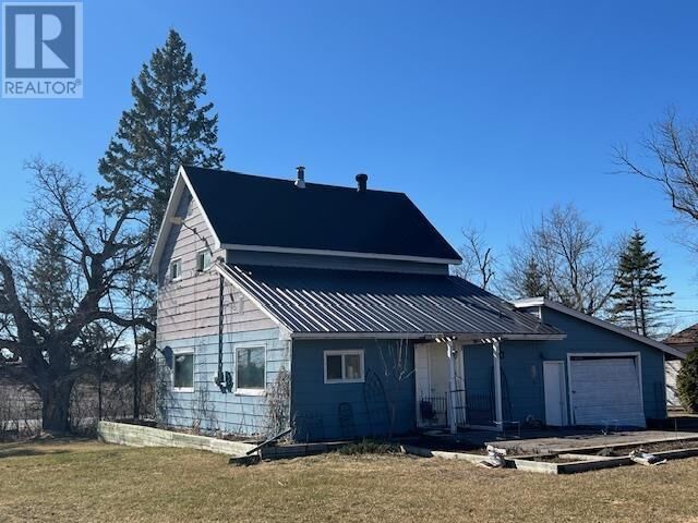 Property Photo:  112 Hwy 621  ON P0W 1M0 