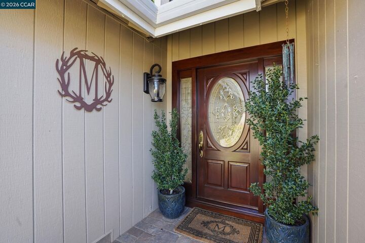 Property Photo:  47 Tennis Club Dr  CA 94506 