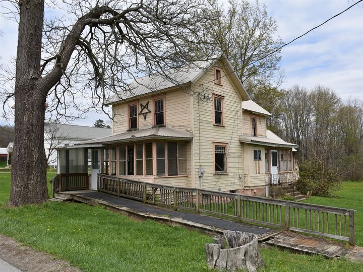 Property Photo:  15406 State Highway 198  PA 16335 
