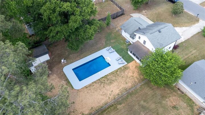 Property Photo: 875 White Oak Court GA 30046