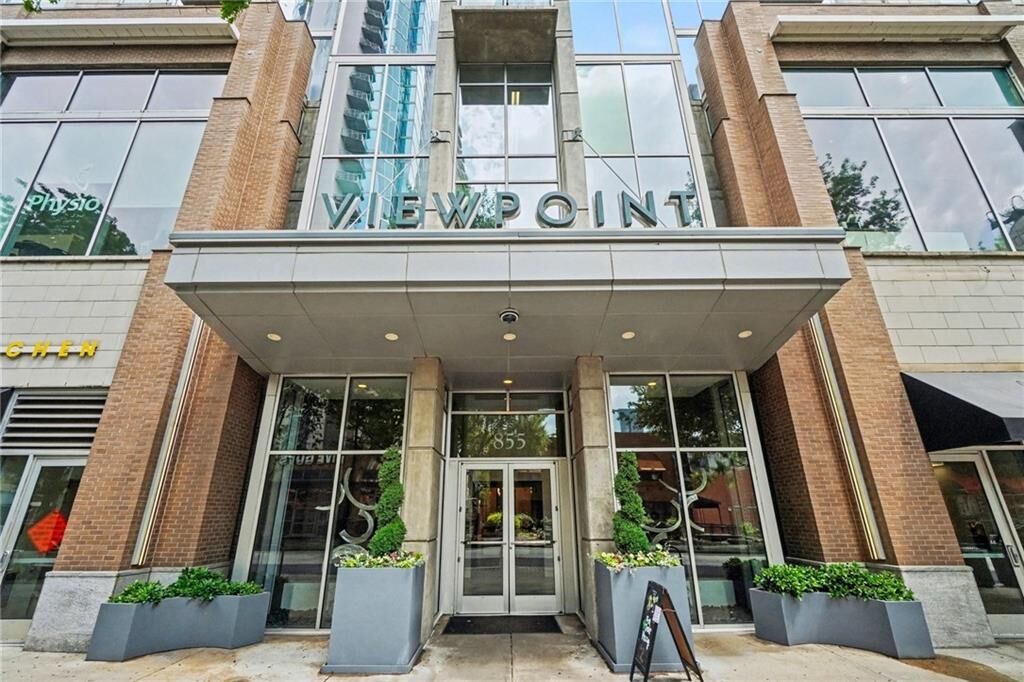 Property Photo: 855 Peachtree Street NE 2906 GA 30308