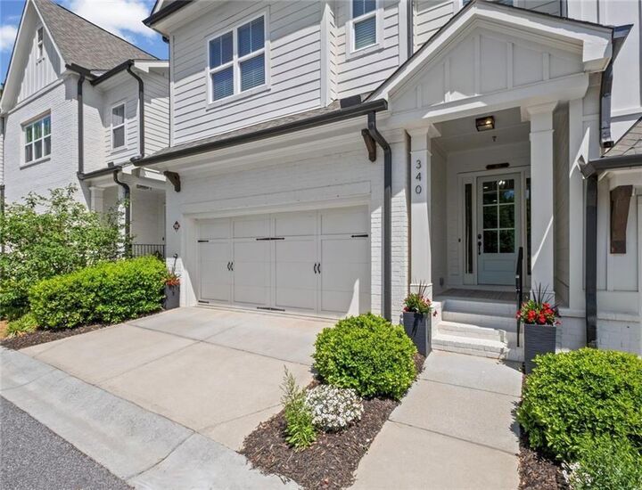 Property Photo: 340 Banbury Crossing GA 30009