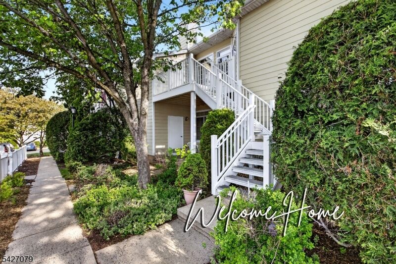 Property Photo:  60 Wentworth Road  NJ 07921 