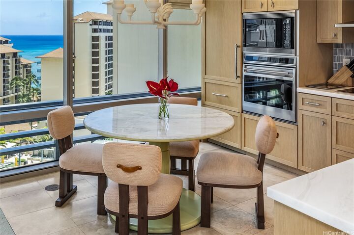 Property Photo:  223 Saratoga Road 1502  HI 96815 