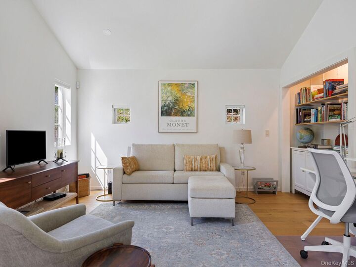 Property Photo:  555 Mountain View Avenue  NY 12443 