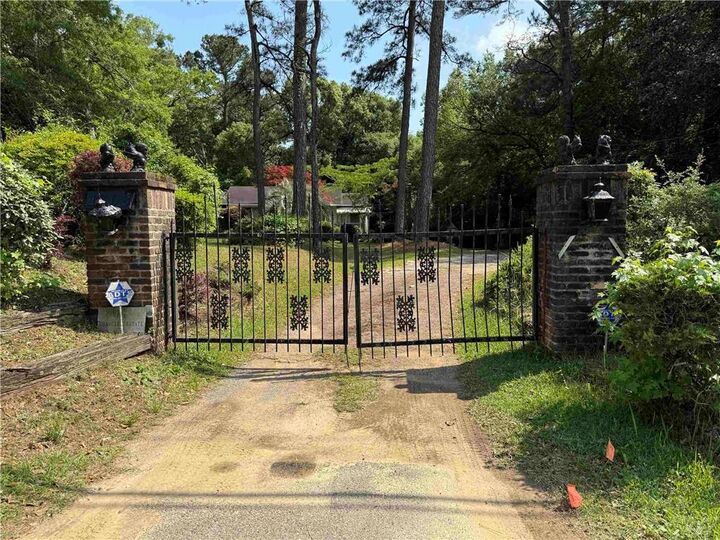 Property Photo:  1308 Daphne Avenue  AL 36526 