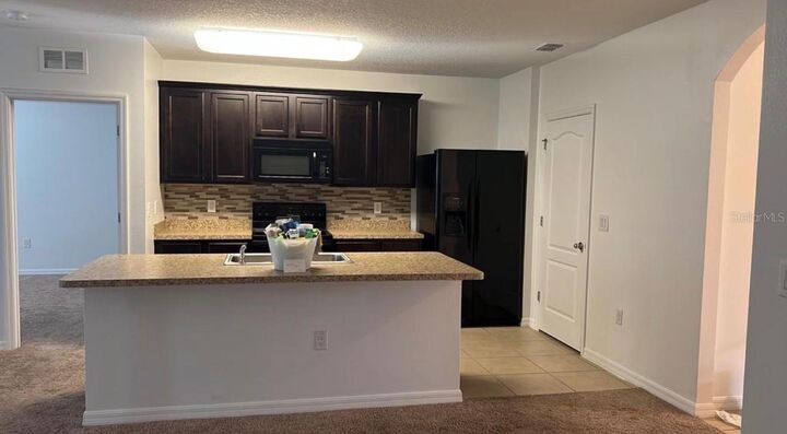Property Photo:  233 Hamlet Road  FL 33837 