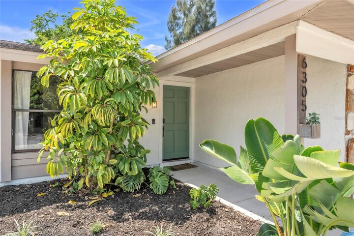 Property Photo:  6305 36th Avenue W  FL 34209 