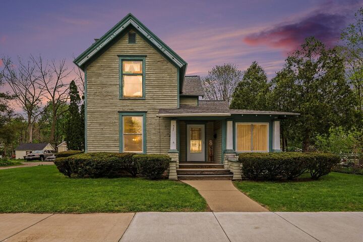 Property Photo:  527 N Monroe Street  MI 49331 