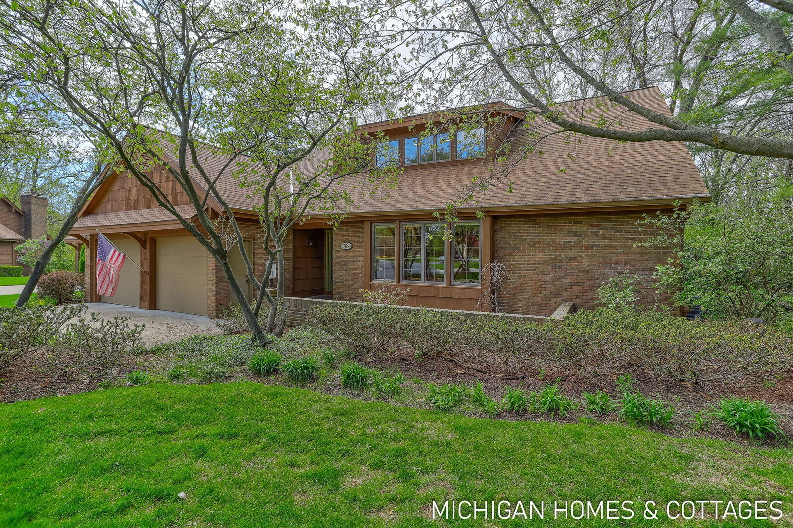 Property Photo:  309 Glen Garry Court  MI 49423 