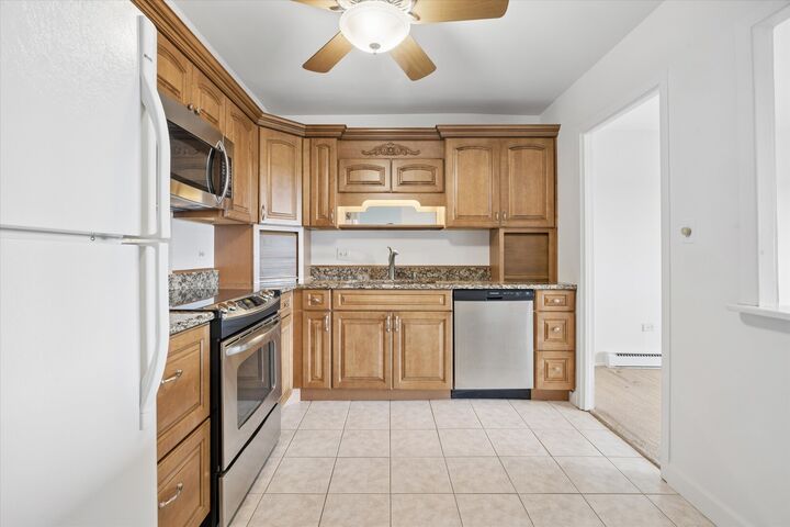 Property Photo:  141 N La Grange Road 903  IL 60525 