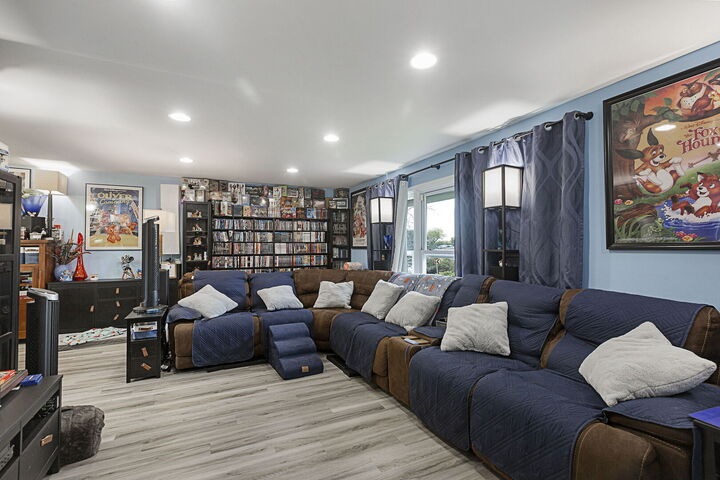 Property Photo:  4608 Sycamore Lane  IL 60008 