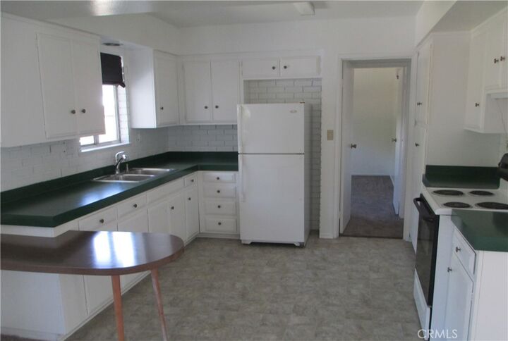 Property Photo:  43464 Briercliff  CA 92544 