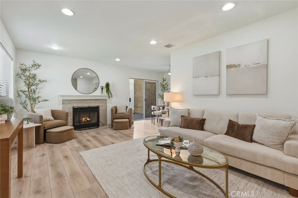 Property Photo:  906 S Mountain Avenue C  CA 91762 