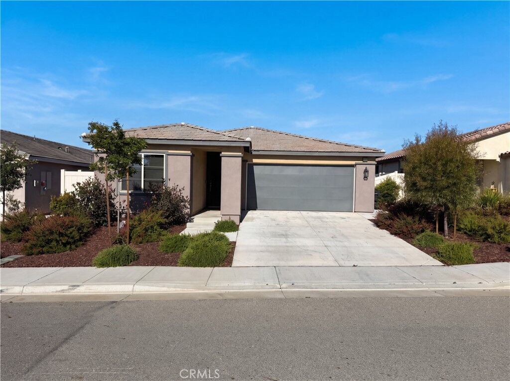Property Photo:  1585 Sunswept  CA 92223 