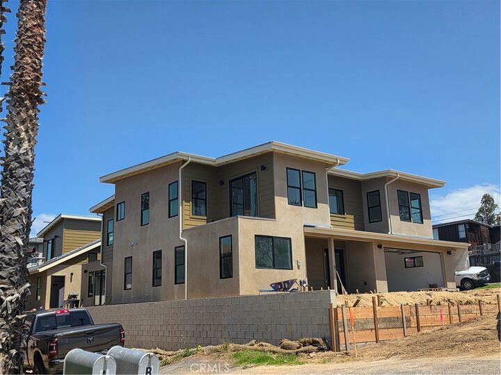 Property Photo:  457 Piney Way  CA 93442 