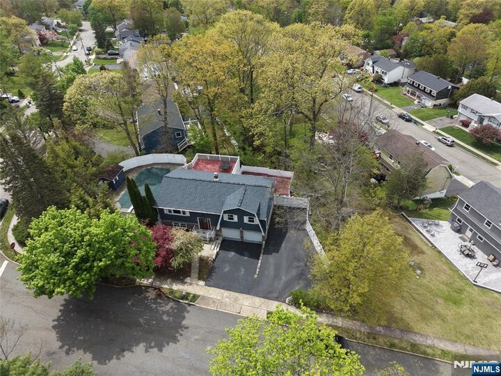 Property Photo:  12 Stafford Drive  NJ 07465 