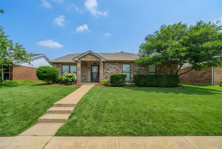 Photo de la propriété:  4420 Seville Lane  TX 75070 