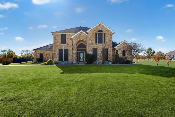 Property Photo:  1271 Lone Star Boulevard  TX 75160 