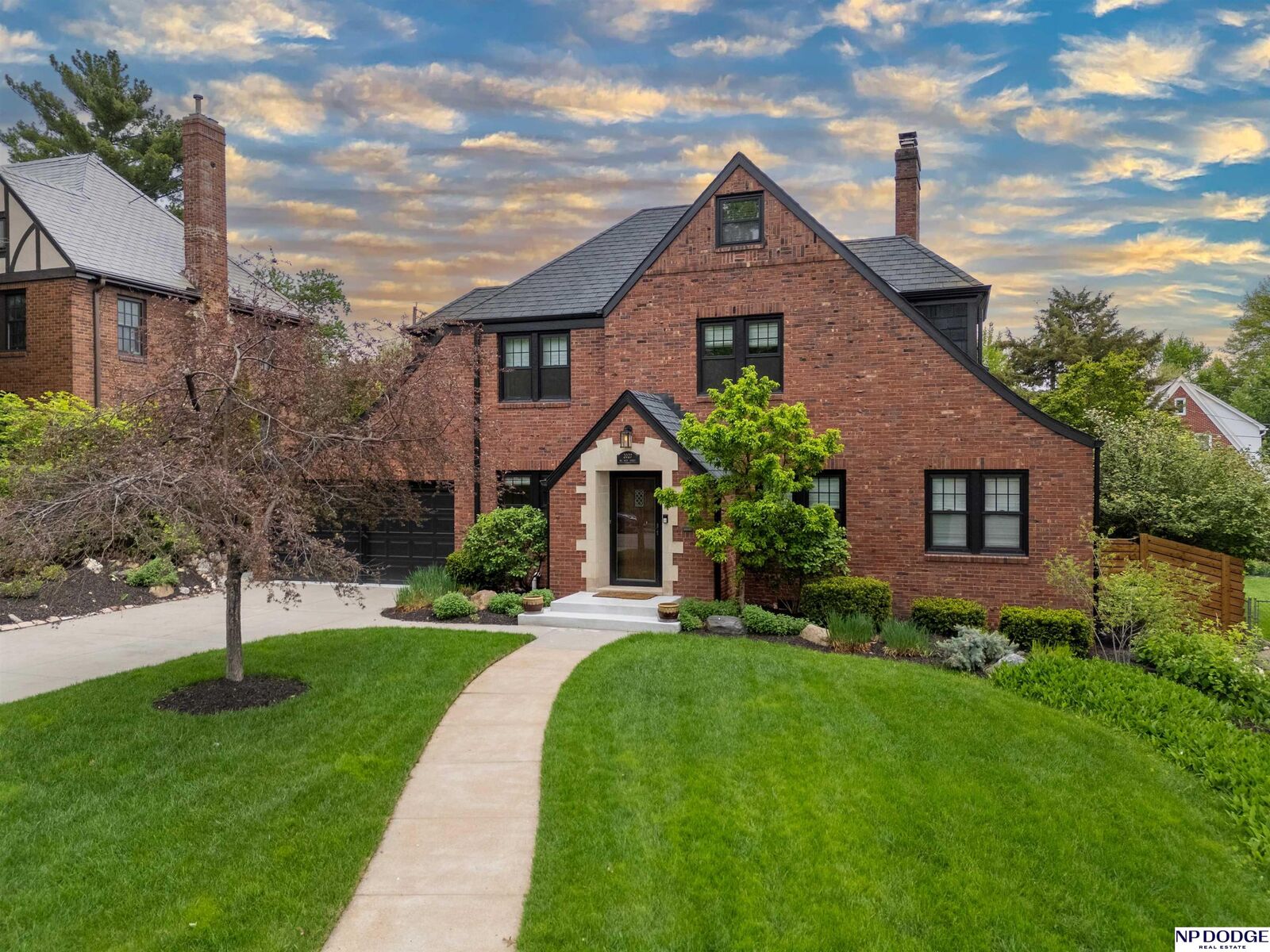Property Photo: 2027 N 55th Street NE 68104