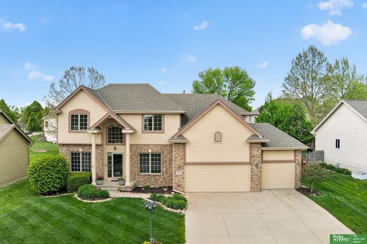 Property Photo:  5420 S 164th Street  NE 68135 