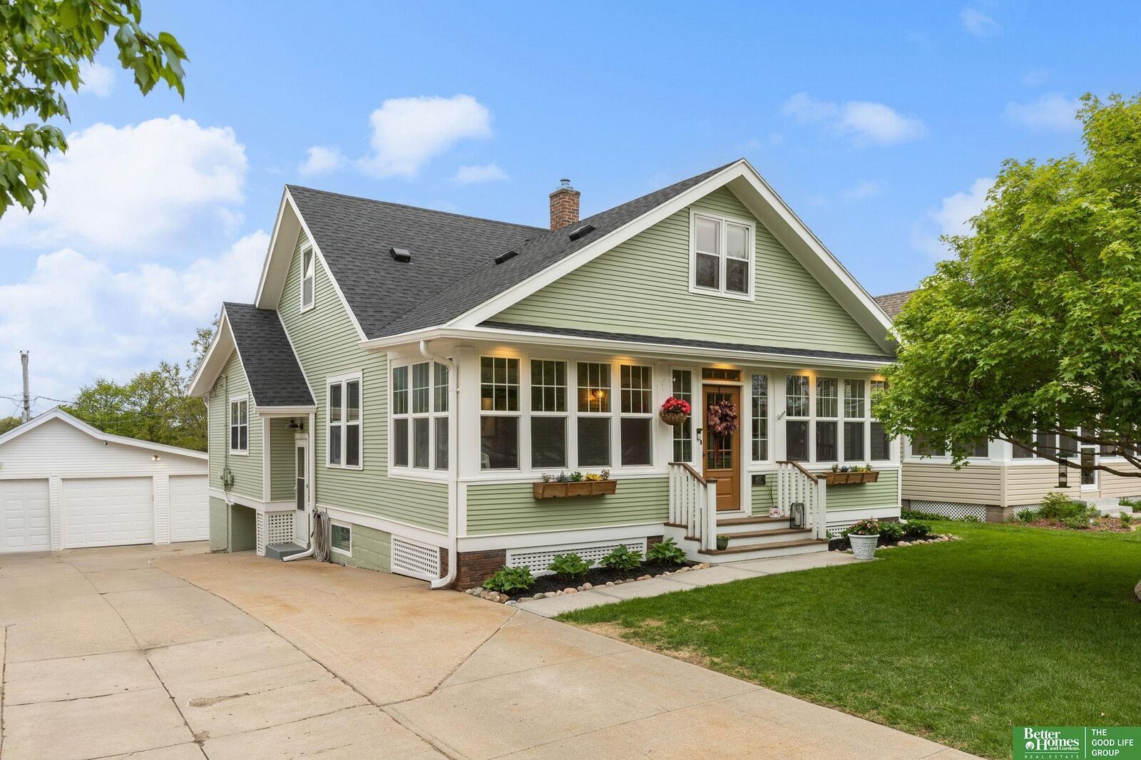 Property Photo:  4657 Woolworth Avenue  NE 68106 