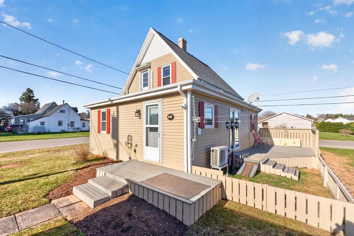 27 Garden Drive — photo 1