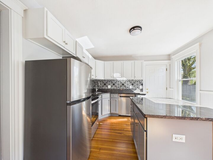 Property Photo:  6 Hancock St 1  MA 01970 