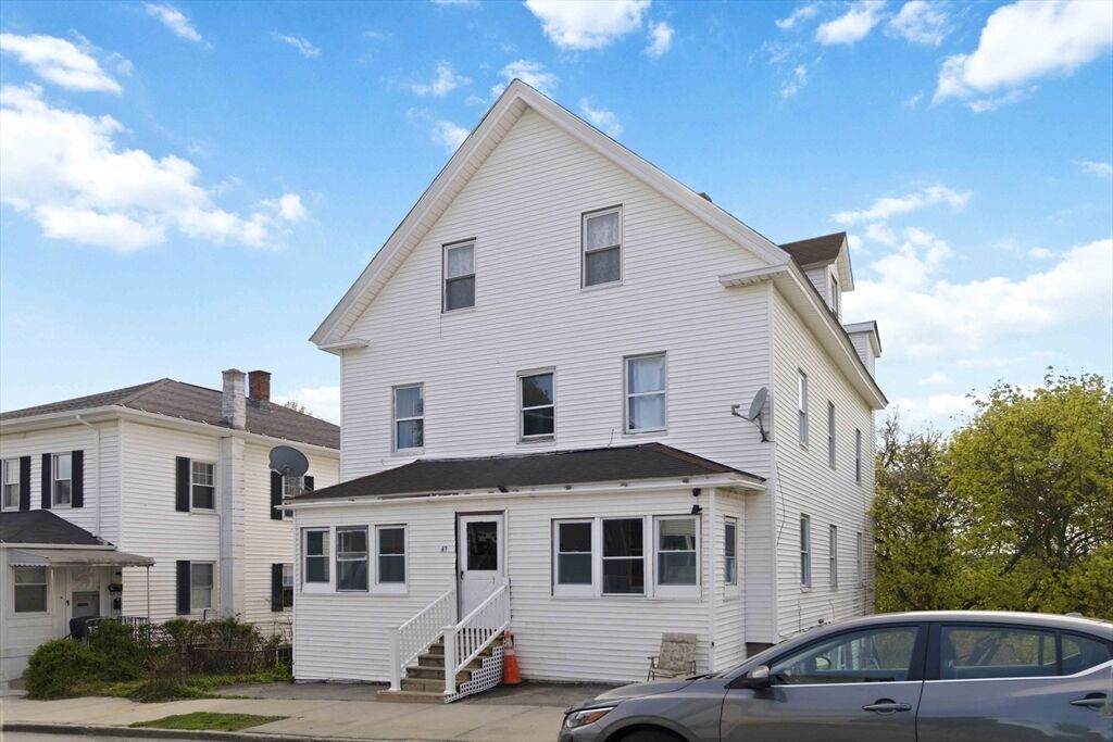 Property Photo:  43 Orient St  MA 01604 