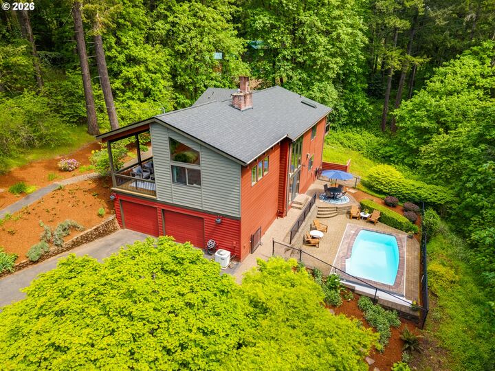 Property Photo:  21180 S Sweetbriar Rd  OR 97068 