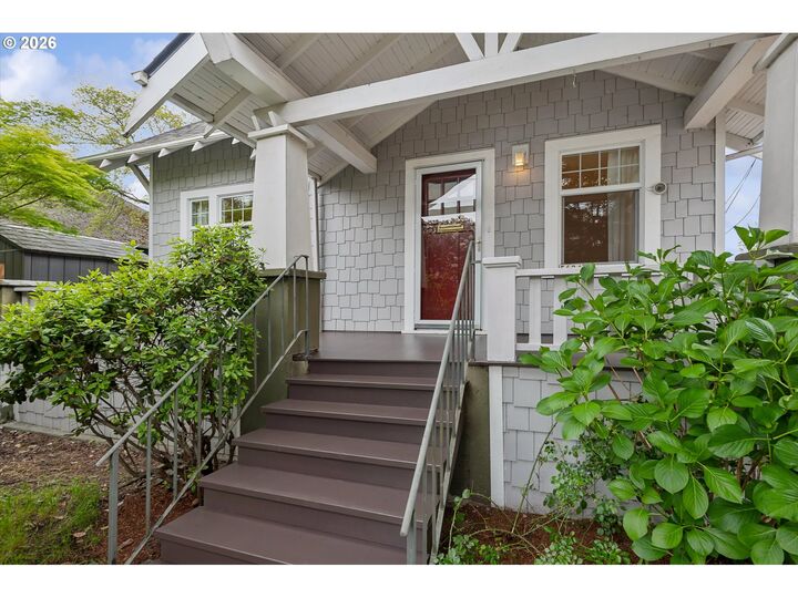 Property Photo:  5624 NE Glisan St  OR 97213 