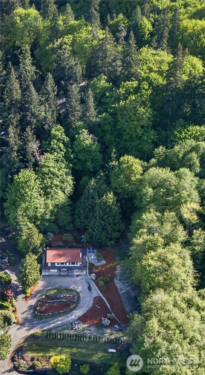 Property Photo:  582  North Shore Blvd  WA 98333 