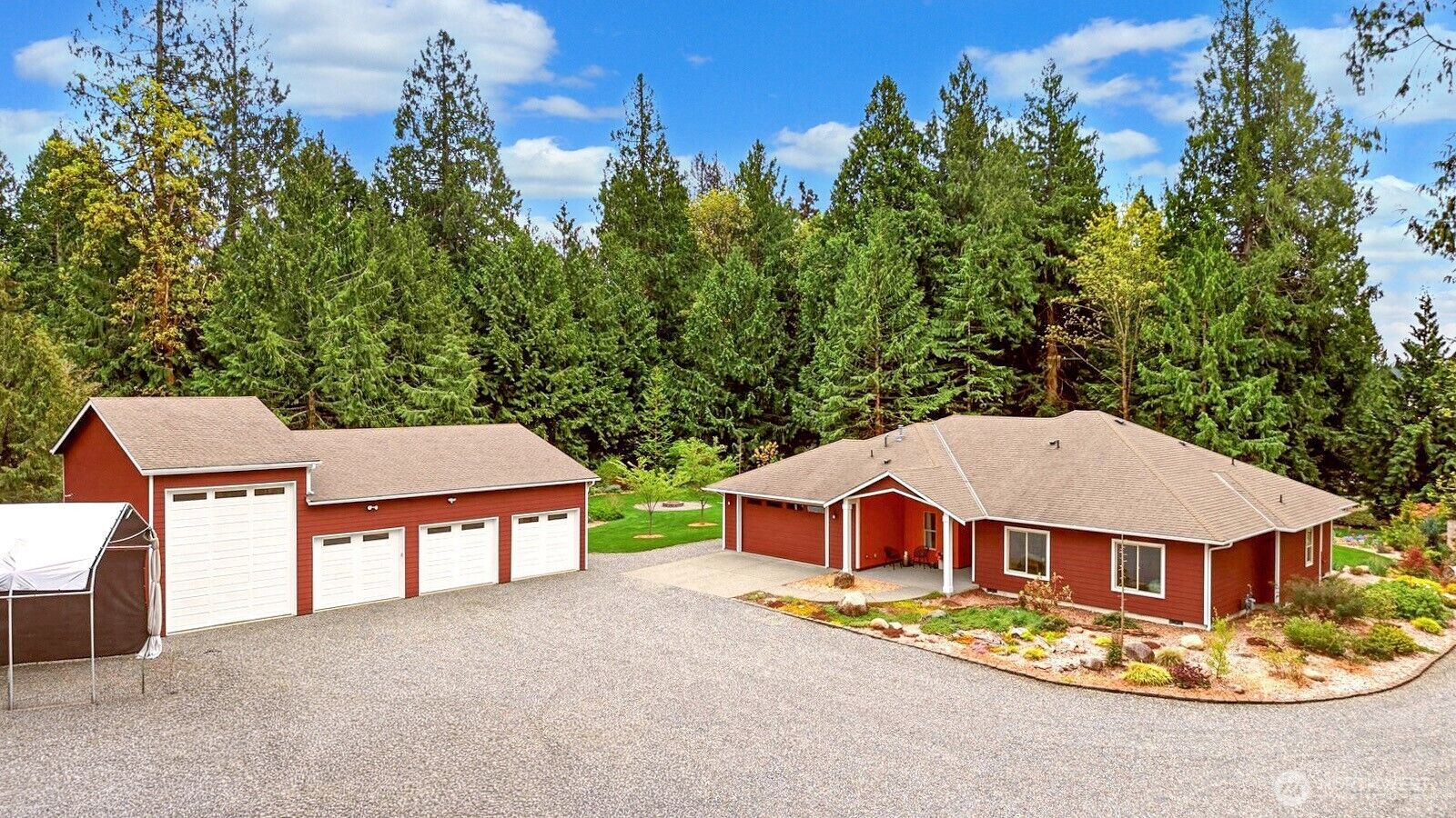 Property Photo: 30972 E Lake Morton Drive SE WA 98042