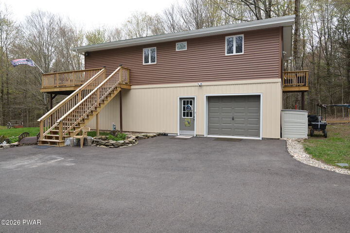 Property Photo:  7 Aspen Drive  PA 18445 