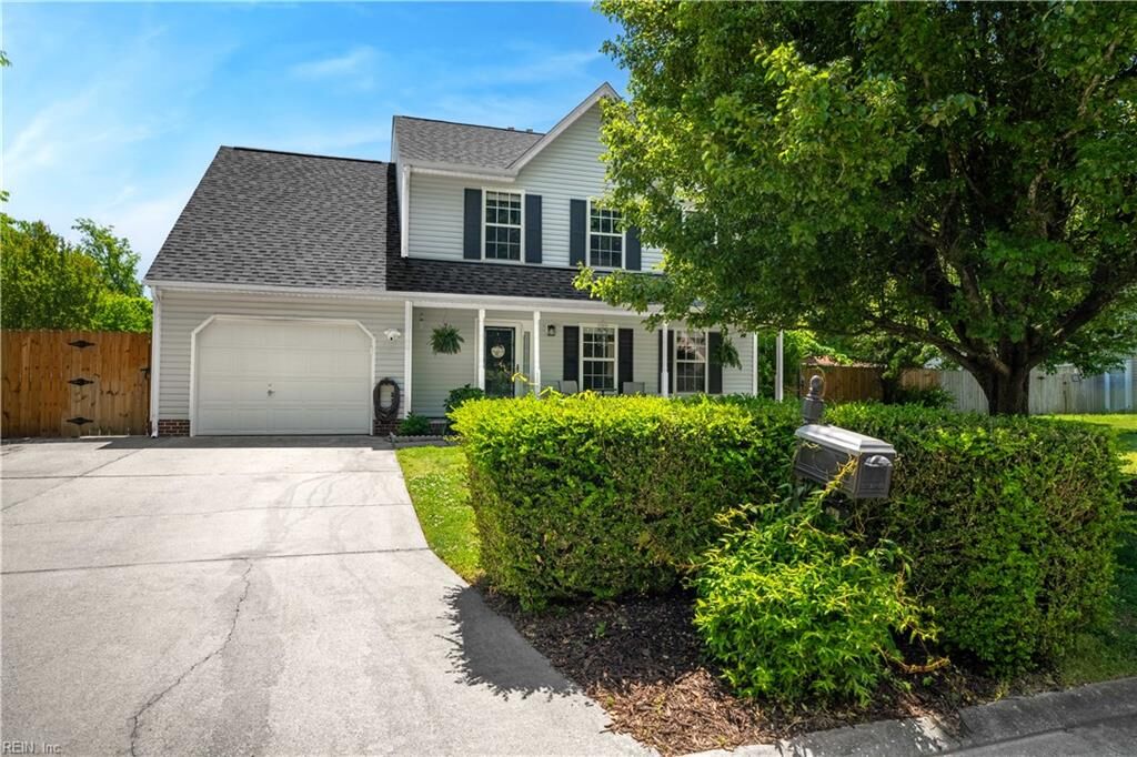 Property Photo:  110 Pippin Dr  VA 23434 