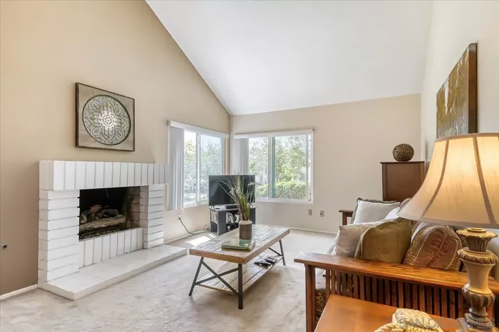 Property Photo:  10706 Esmeraldas Dr.  CA 92124 