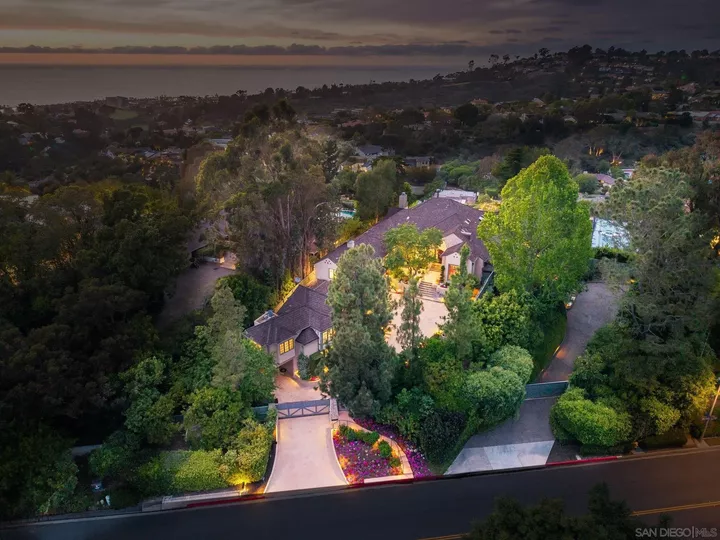 Property Photo:  6388 La Jolla Scenic Dr South  CA 92037 